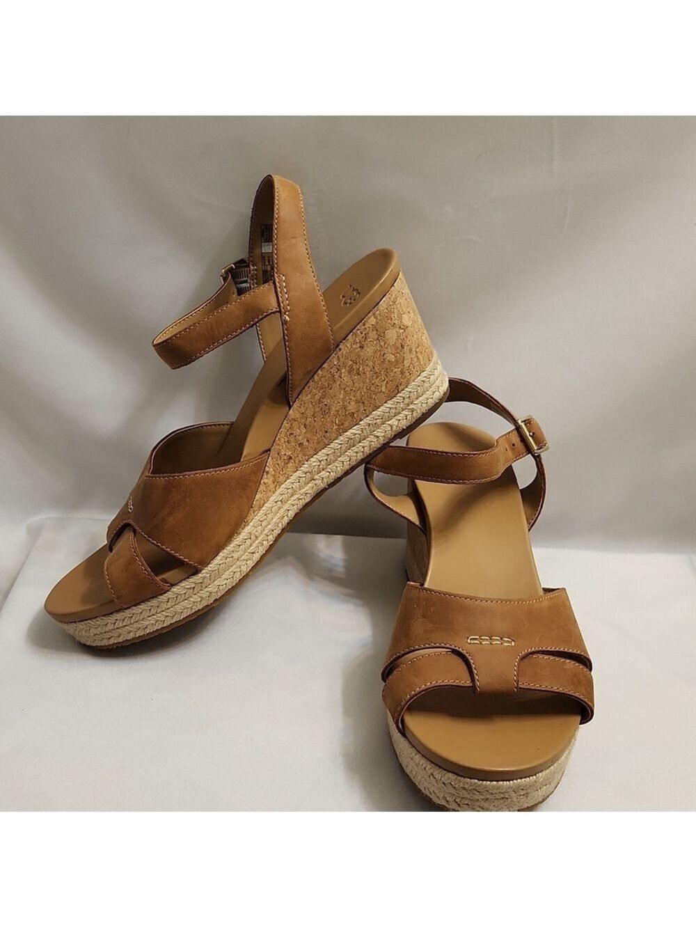 UGG Cloverdale Open Toe Platform Cork-wrapped Leather Wedge Sandals (W Size 10)
